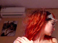 Hello there ! My name is Gloria and I