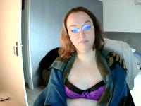 Ik ben een spontane dame die bijna niets te gek vind. Ik sta voor veel dingen open zolang we het samen maar gezellig hebben. Heb je een lekker verzoekje? vraag het me dan zeker.