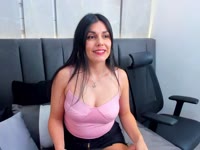 Hello! I am a very kind woman, I love meeting new people and cultures. I love having fun on the webcam and having a delicious and passionate moment