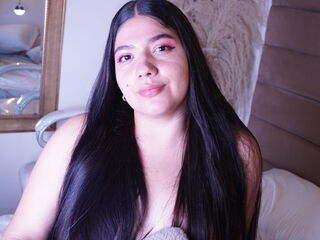 bedroom livecam AmaraDolce