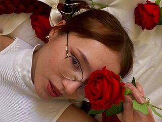beautiful girlcam AngeleWirtanen