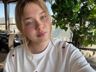 webcam bitch chat KendallHennig
