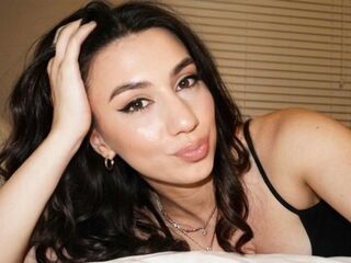 Kinky webcam girl KiraMae