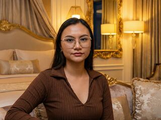 closeup web cam LeticiaHinkley