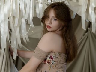 naughty cam girl MoonBrittany