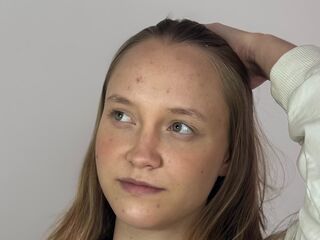 naked cam girl masturbating with vibrator SharriDougan