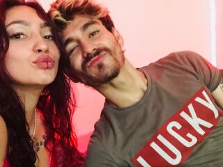adult couple sex webcam AaronAndEli