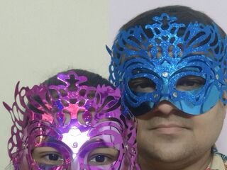 cam couple chat room JacandNite