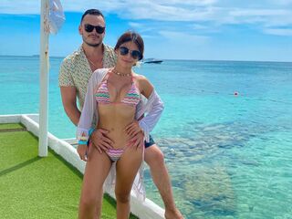 online web cam LyndaAndAntony