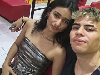 camgirl blowjob webcam MadissonandRobin