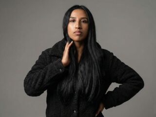 sexcam online AdaharaBanks