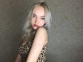 cam girl masturbating with vibrator AftonGitt