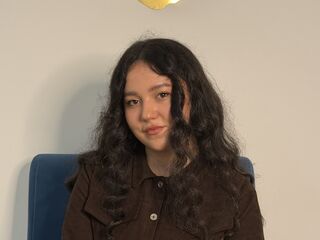naughty cam girl masturbating AileenSibeto