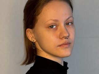 beautiful girl AlainaCaveness