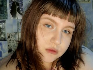 naked cam chatroom AliceBunn