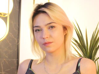 nude cam girl pic AlysiaBennet