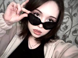 nude webcamgirl picture AminaBaudoin