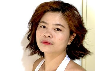 closeup webcam AmoraVera