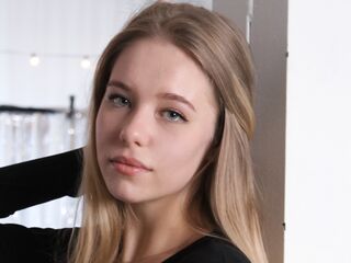 web chat AnnetteMajid