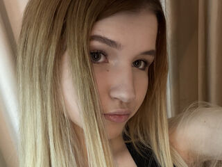 camslut video AraPosey