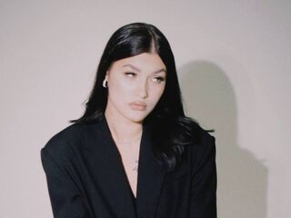 sexchat room AsiaShifman