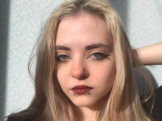 girl shaving pussy AstraOriginal