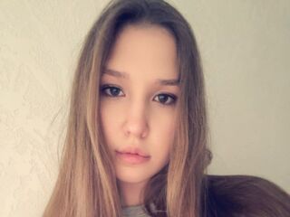 masturbating girl AvaKriek