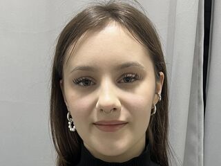 naked girl with live cam masturbating BattyDrake