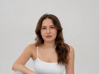 adult chat BetteDesfosses