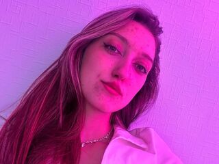 hot webcamslut BrandieBeninati