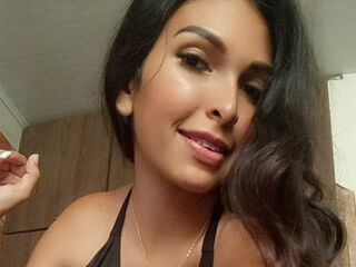 teaser cam BrendaMontecarlo