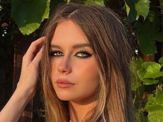 chat room sex webcam show BrunaKiebler