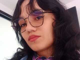 beautiful webcamgirl CamilaRodriguez