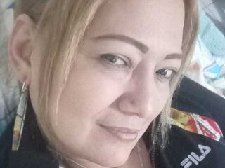 naked webcamgirl picture ClauSommers