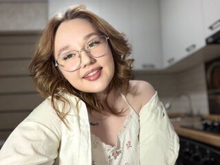 topless webcamgirl ConstanceKeiffer