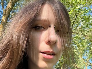 naked webcamgirl CordeliaHelmig