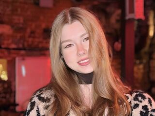 webcam stripper DainaThroneberry