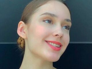 naked girl with webcam fingering DeannePlecker