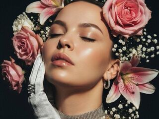 hot strip tease web cam DelfinaArif