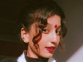 hot strip tease cam DiaQuin