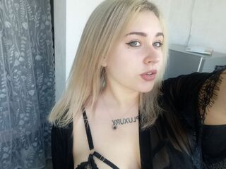 camporn DinahSalimas