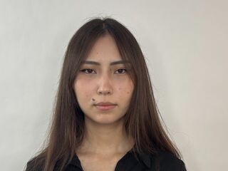 naked camgirl masturbating with vibrator ElfriedeAnsbro