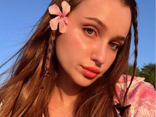 nude cam girl photo ElisaHeathe