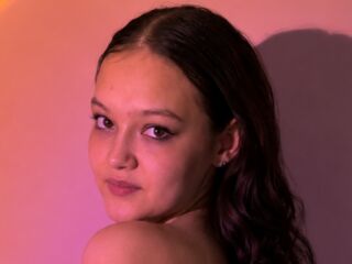 topless webcam girl ElvieTalboti