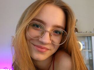 naughty cam girl ElwynaAldis