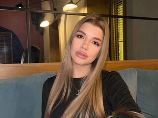 naked webcam girl video EmmyRamsdell