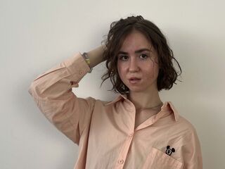 beautiful girl webcam HilaryGanfield