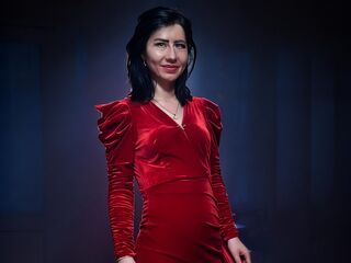 topless webcamgirl IvyOlsen