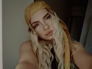 cyber sex chat JessieFord