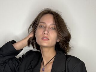 camgirl showing tits JoseTebeau